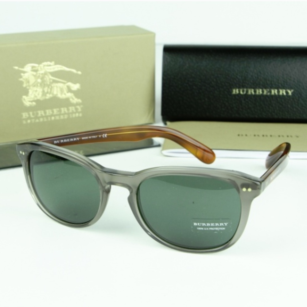 NWT Authentic Mens Burberry Sunglasses - Picture 1 of 5